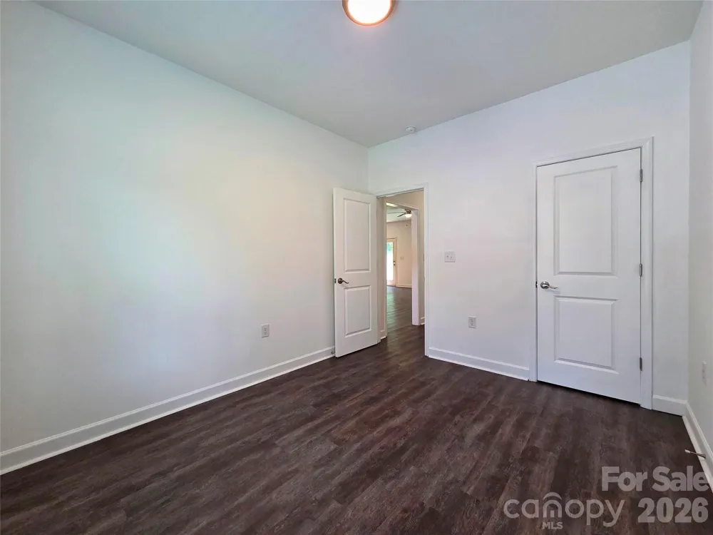 1121 Cleveland Avenue Gastonia, NC 28052
