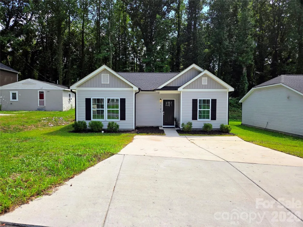1121 Cleveland Avenue Gastonia, NC 28052