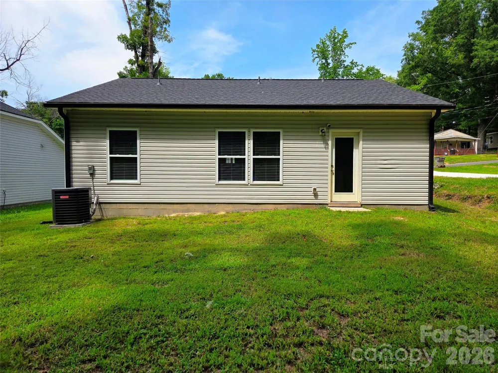 1121 Cleveland Avenue Gastonia, NC 28052