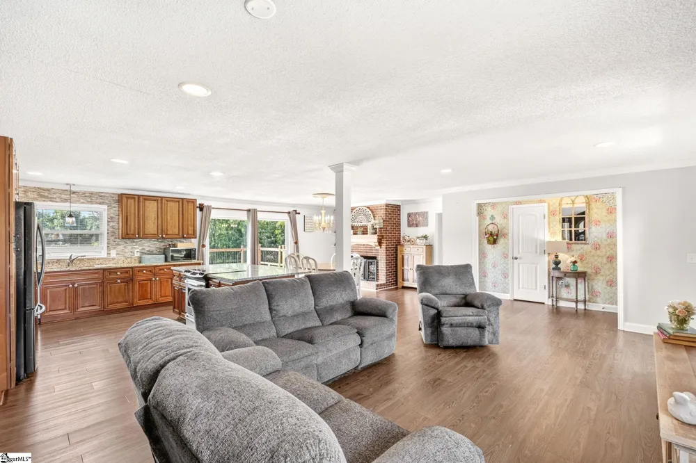 113 Terrace Lane Anderson, SC 29621