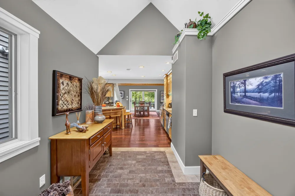 9443 Clubhouse Drive W Canadian Lakes, MI 49346
