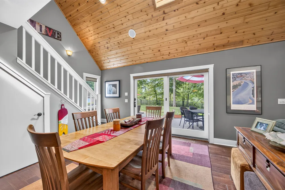 9443 Clubhouse Drive W Canadian Lakes, MI 49346