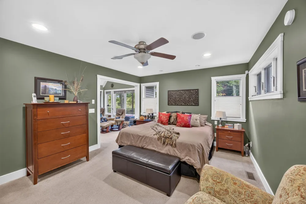 9443 Clubhouse Drive W Canadian Lakes, MI 49346