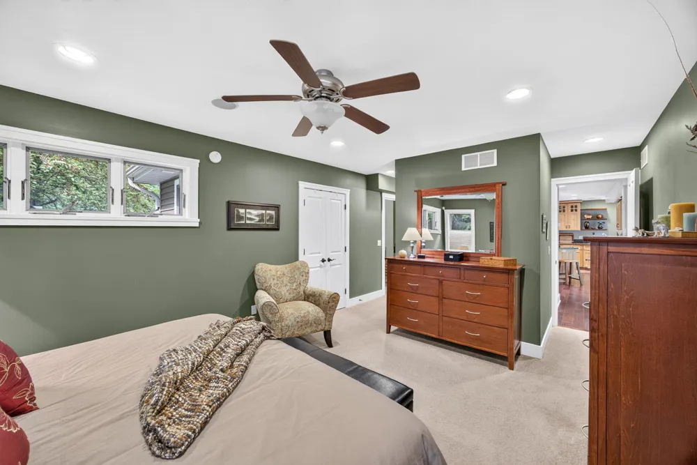 9443 Clubhouse Drive W Canadian Lakes, MI 49346