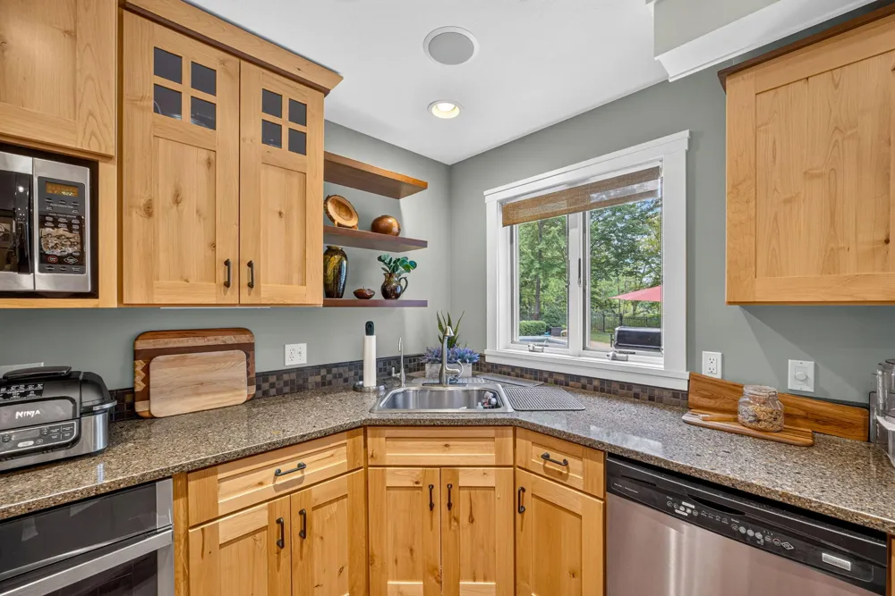 9443 Clubhouse Drive W Canadian Lakes, MI 49346