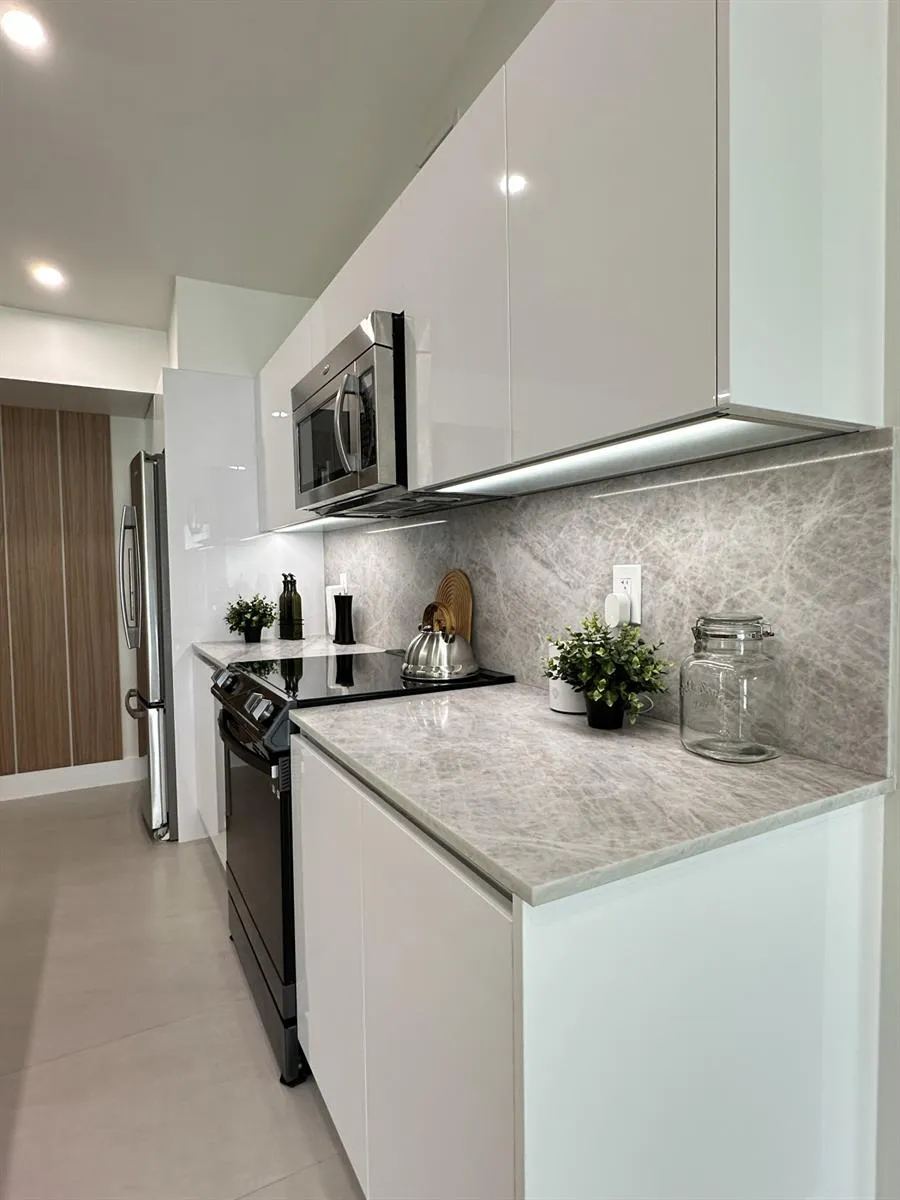 2490 Andros Lane Fort Lauderdale, FL 33312