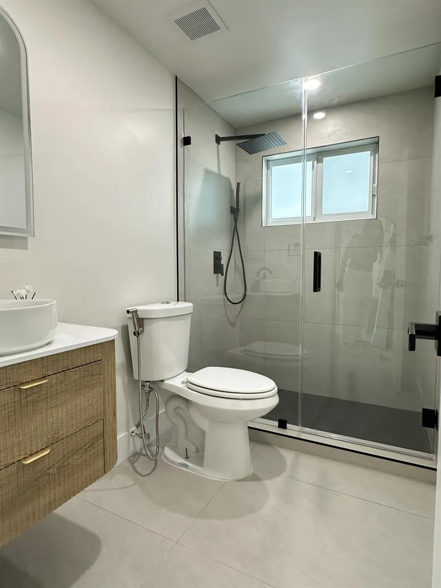 2490 Andros Lane Fort Lauderdale, FL 33312