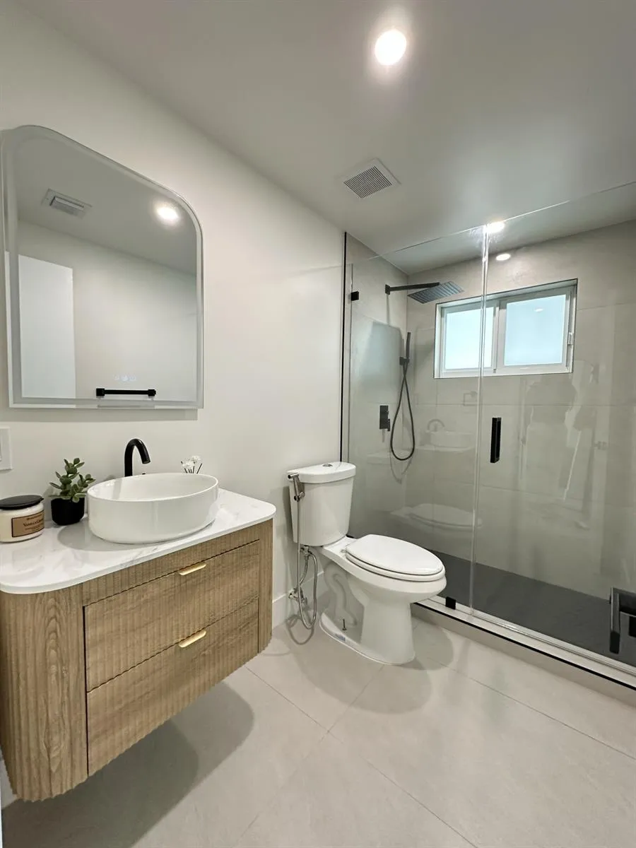 2490 Andros Lane Fort Lauderdale, FL 33312