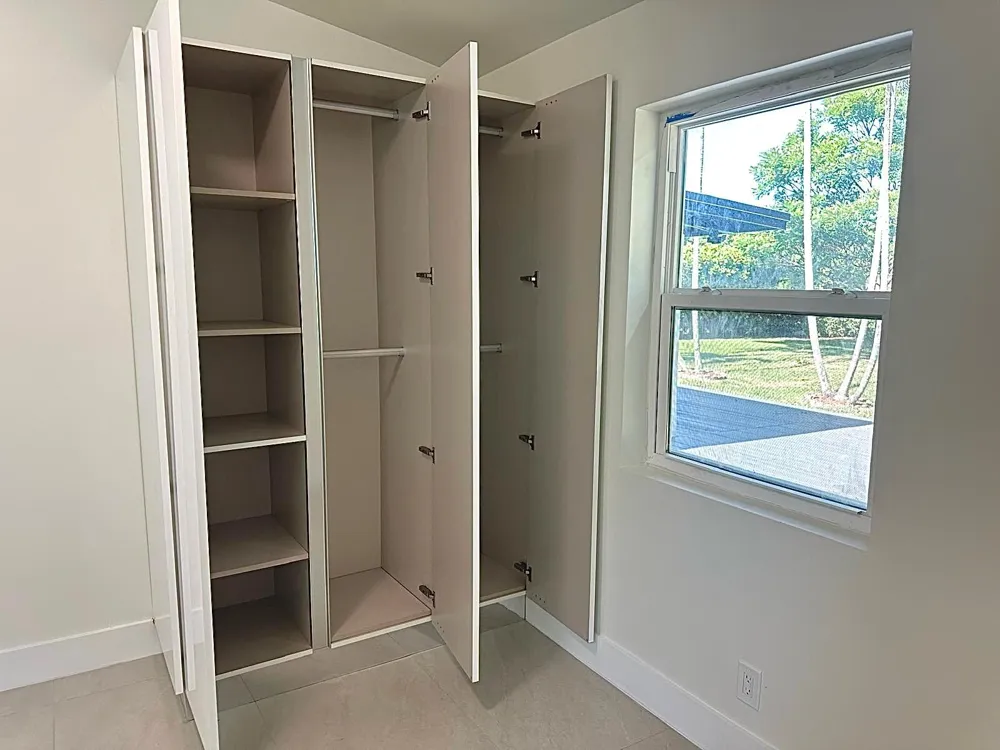 2490 Andros Lane Fort Lauderdale, FL 33312