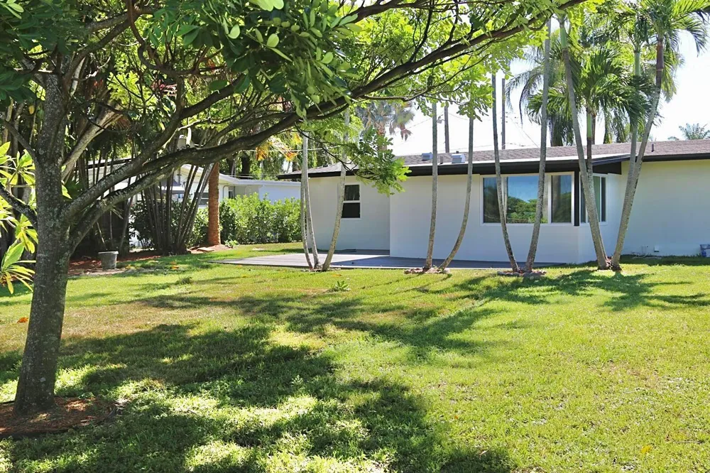 2490 Andros Lane Fort Lauderdale, FL 33312