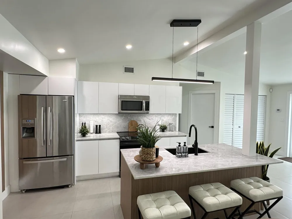 2490 Andros Lane Fort Lauderdale, FL 33312