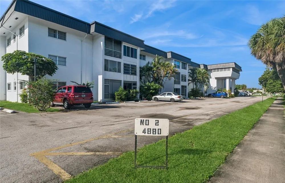 4880 NW 22ND STREET #309 Lauderhill, FL 33313