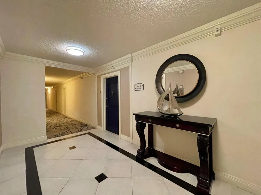 1900 S Ocean Boulevard #10g Lauderdale By The Sea, FL 33062