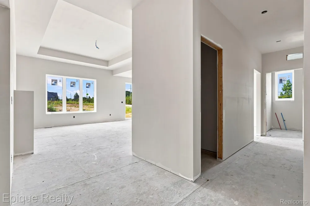 3301 Cornerstone Drive #73 Orion Charter Township, MI 48360