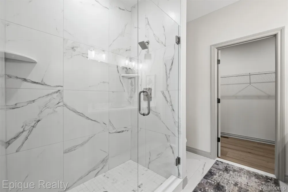 3301 Cornerstone Drive #73 Orion Charter Township, MI 48360
