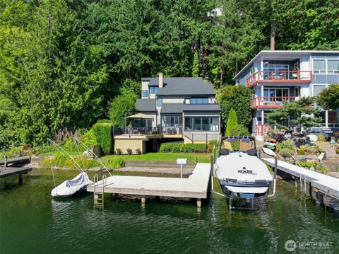 2002 W Lake Sammamish Parkway NE