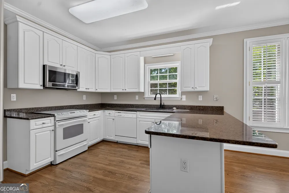 25 Heron PT Newnan, GA 30263