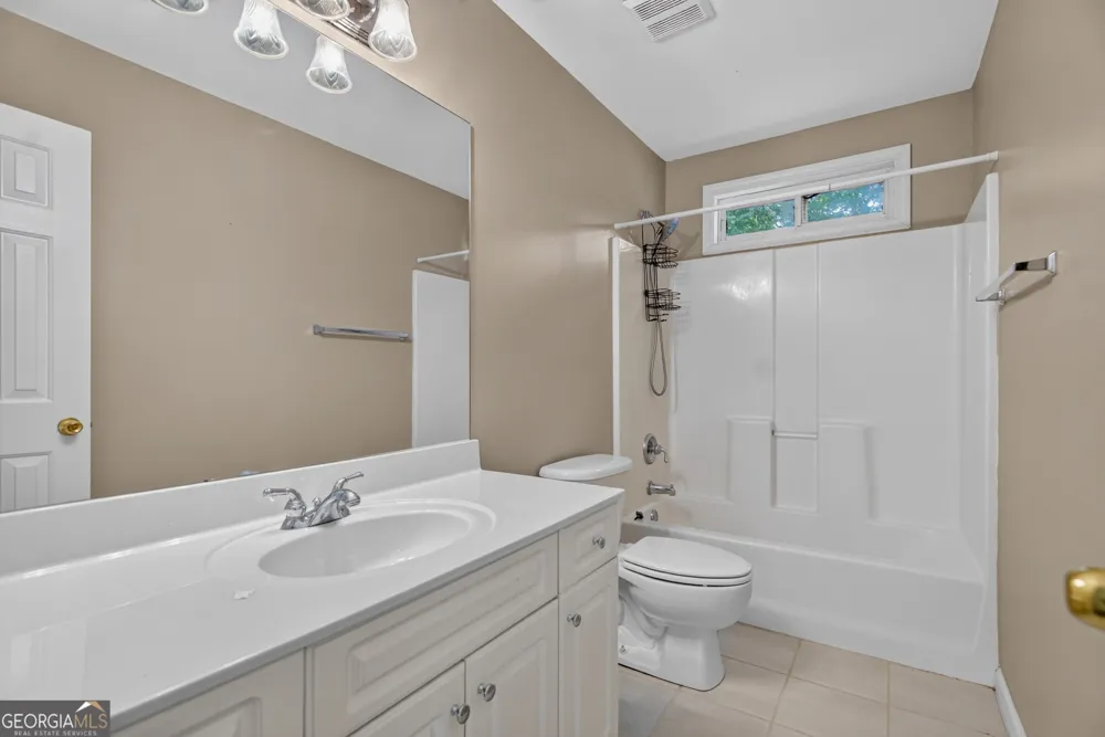 25 Heron PT Newnan, GA 30263