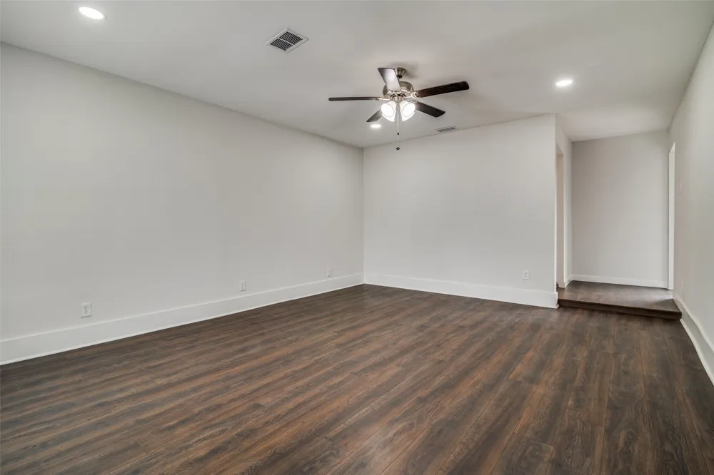 2405 Whippoorwill Drive Mesquite, TX 75149