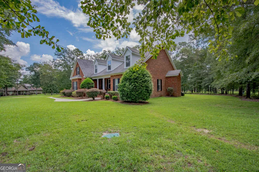 304 Old Windmill RD Perry, GA 31069
