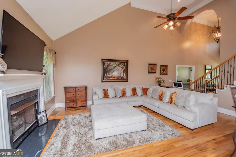 304 Old Windmill RD Perry, GA 31069