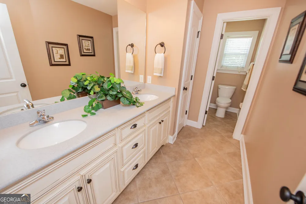 304 Old Windmill RD Perry, GA 31069