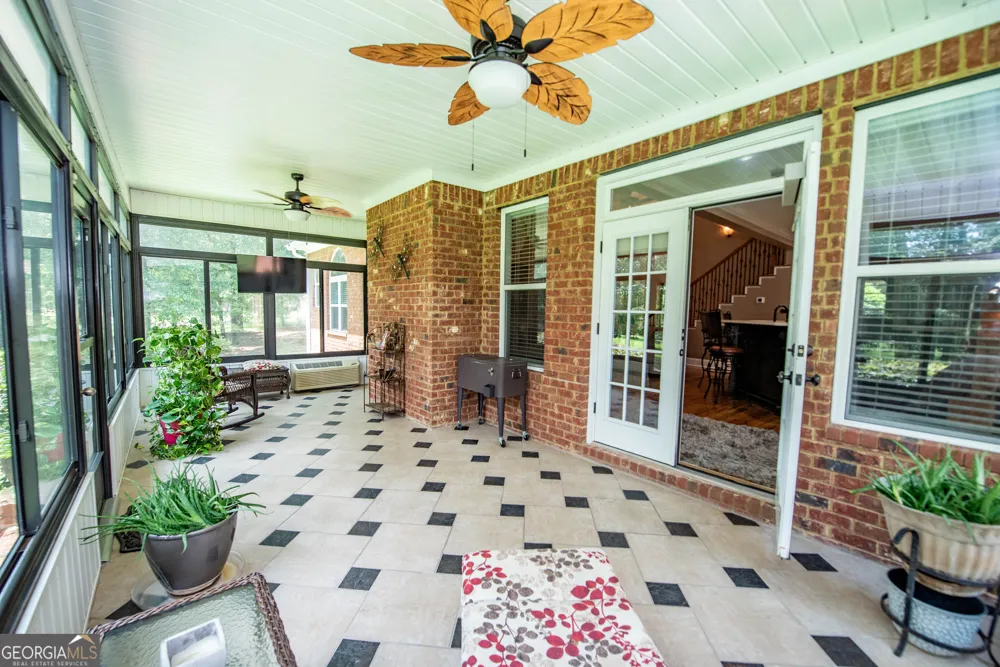 304 Old Windmill RD Perry, GA 31069