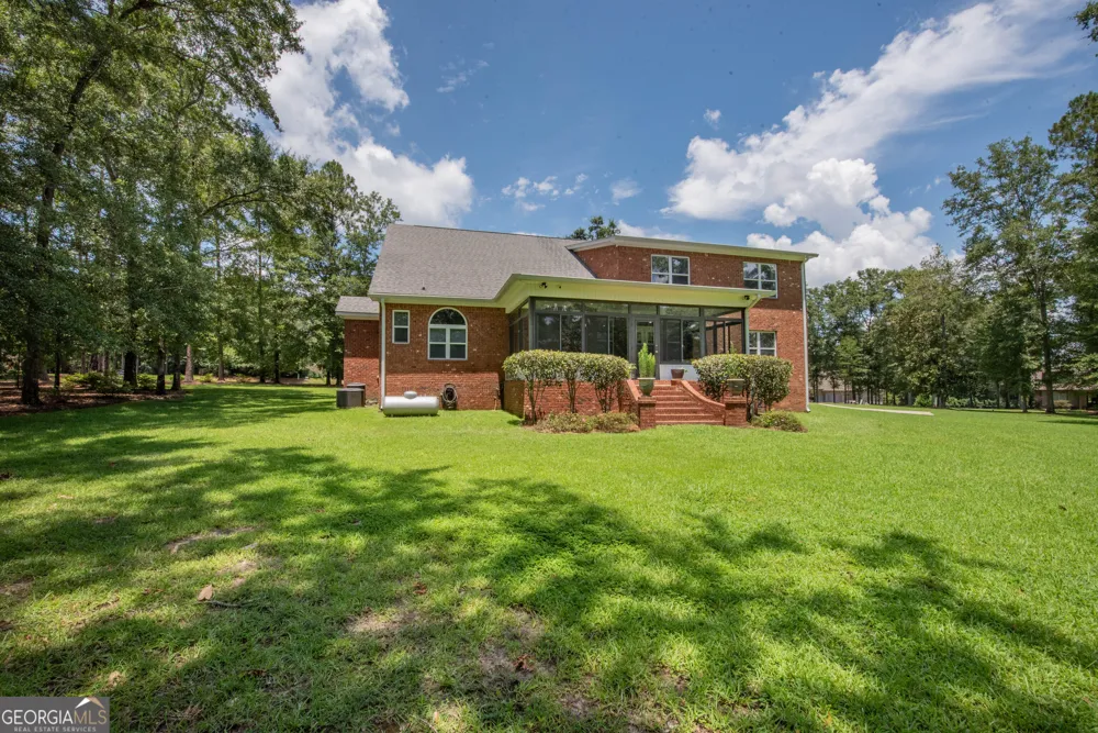 304 Old Windmill RD Perry, GA 31069