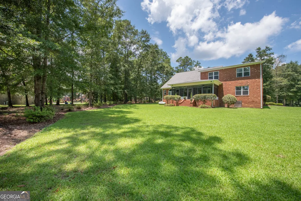 304 Old Windmill RD Perry, GA 31069