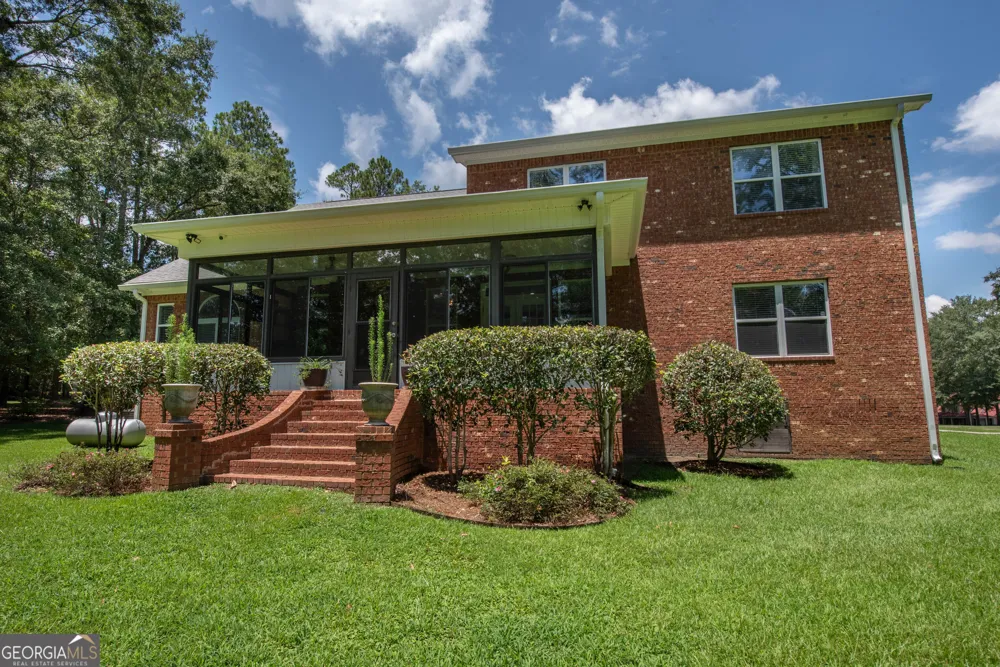 304 Old Windmill RD Perry, GA 31069