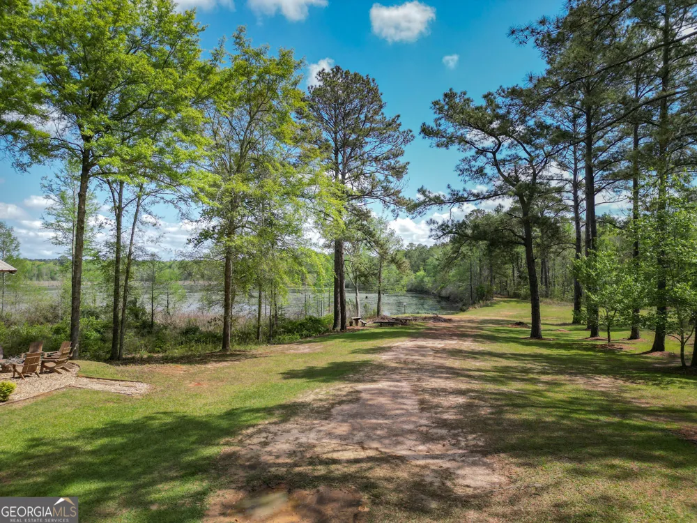 304 Old Windmill RD Perry, GA 31069