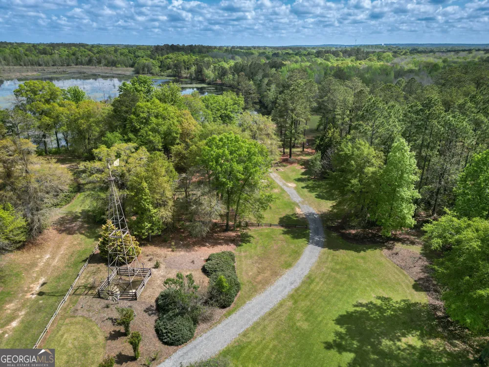 304 Old Windmill RD Perry, GA 31069