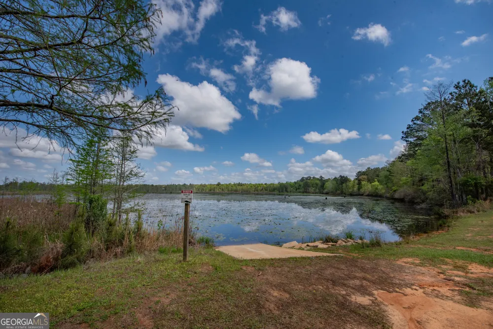 304 Old Windmill RD Perry, GA 31069