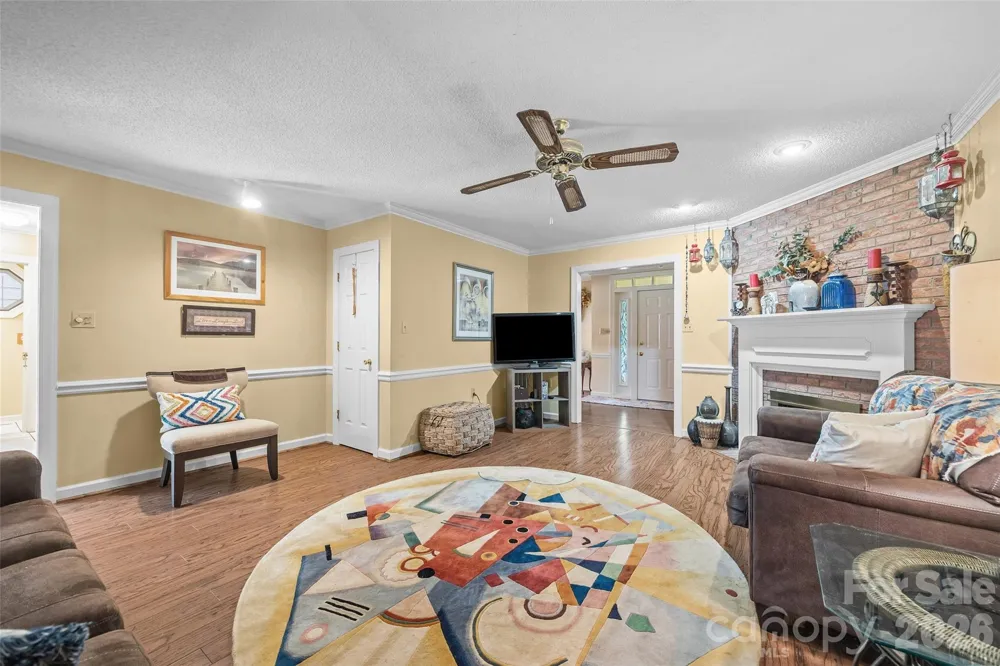 208 Eastwood Drive Salisbury, NC 28146