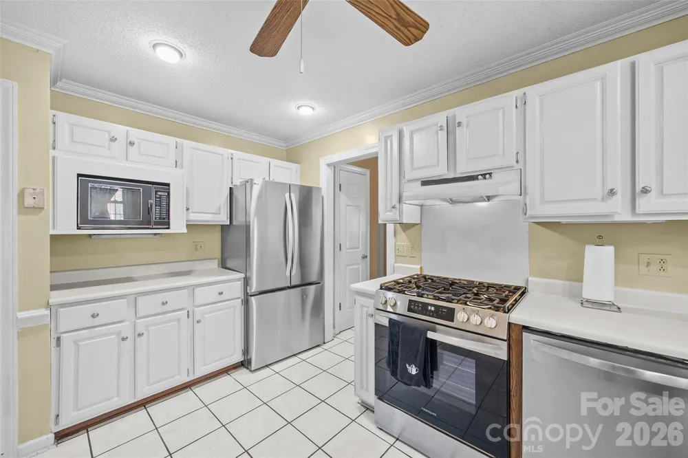 208 Eastwood Drive Salisbury, NC 28146