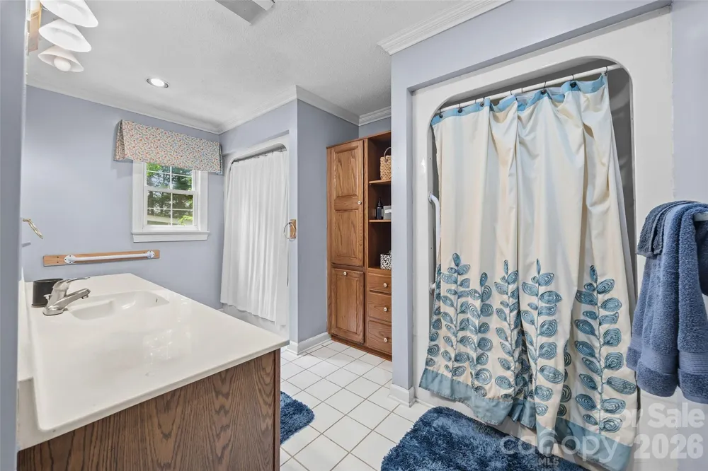 208 Eastwood Drive Salisbury, NC 28146