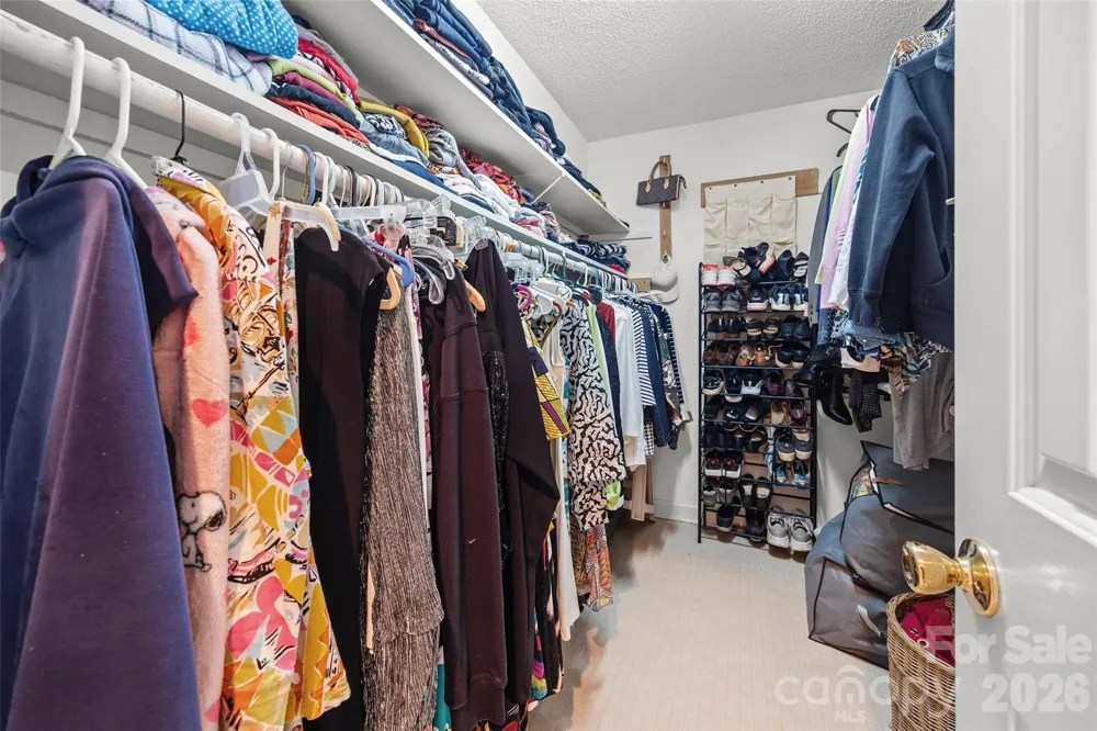 208 Eastwood Drive Salisbury, NC 28146
