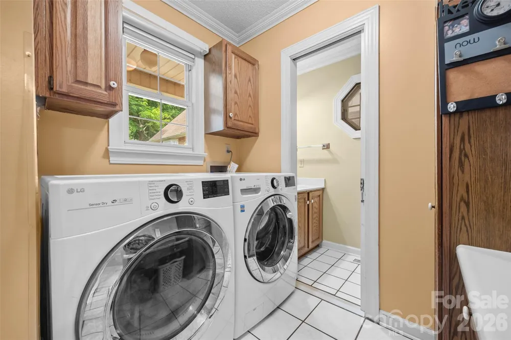 208 Eastwood Drive Salisbury, NC 28146