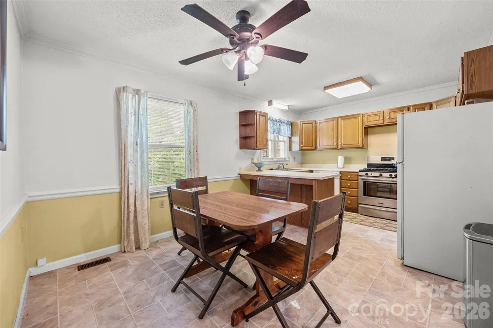 208 Eastwood Drive Salisbury, NC 28146