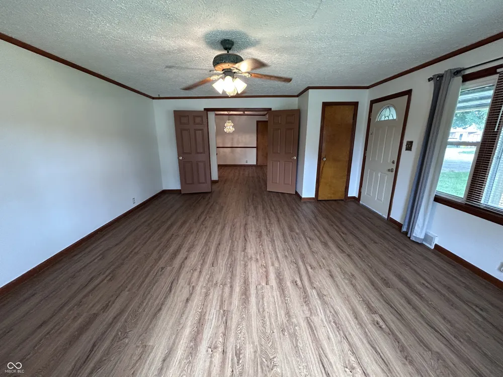 906 Harlan Street Plainfield, IN 46168