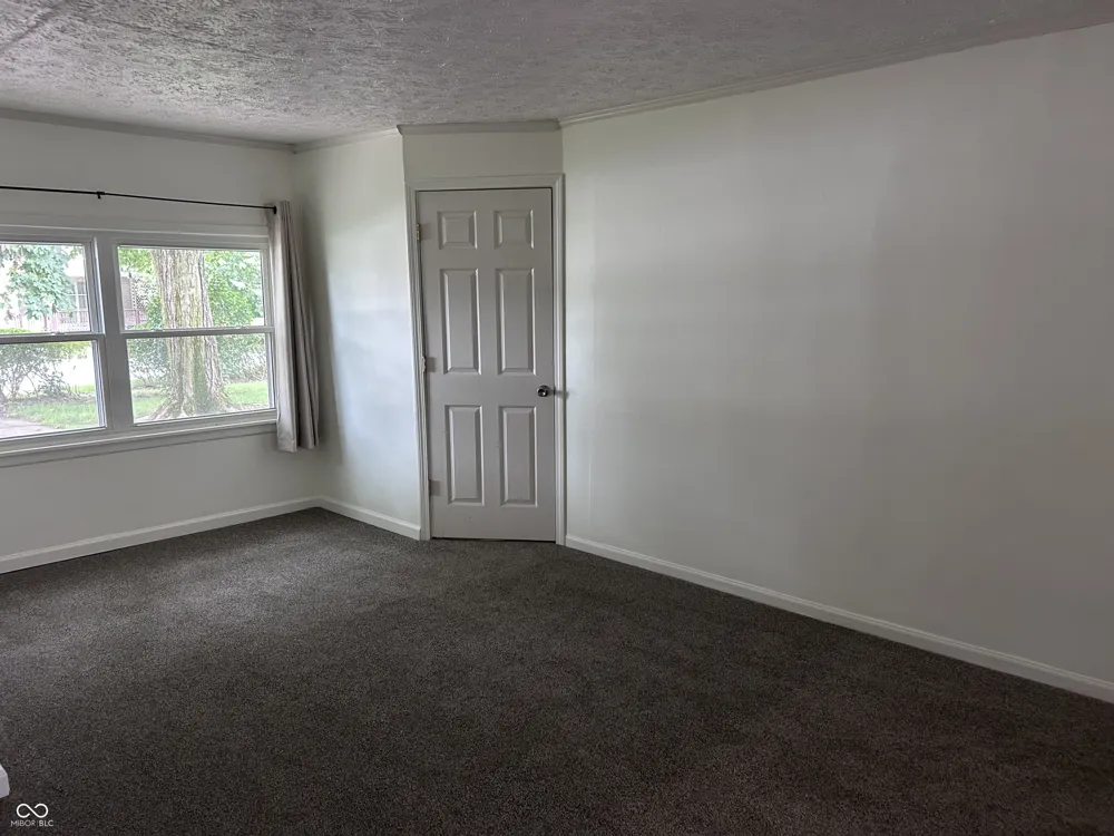 906 Harlan Street Plainfield, IN 46168