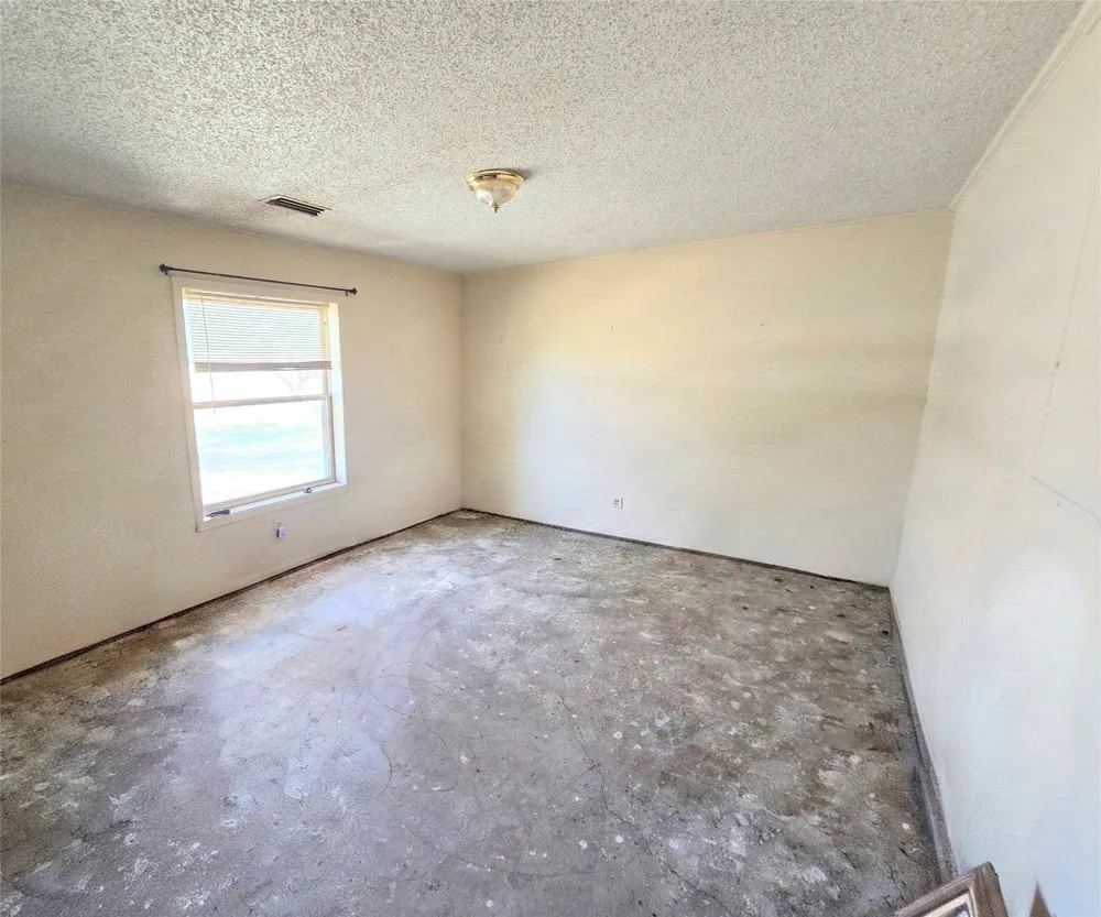 6474 Bear Run Drive Sanger, TX 76266