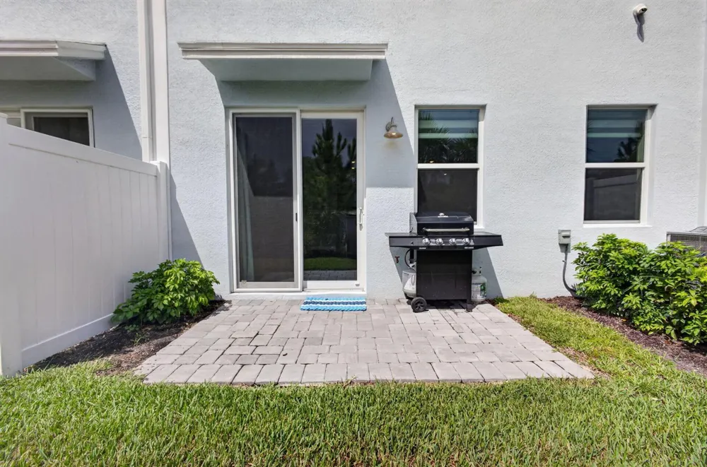 5786 SE Edgewater Circle Stuart, FL 34997