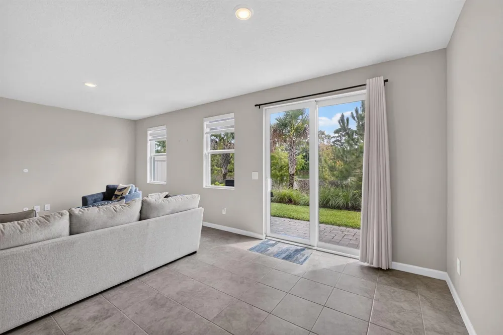 5786 SE Edgewater Circle Stuart, FL 34997