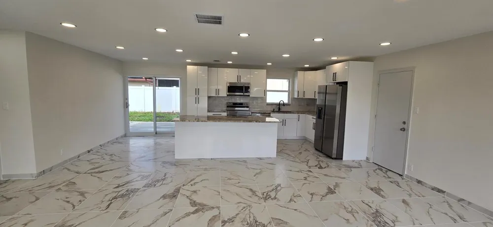 303 SW 33RD TERRACE Deerfield Beach, FL 33442