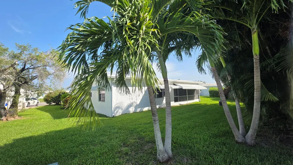 1707 SW 19TH COURT Boynton Beach, FL 33426