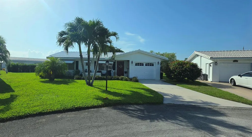 1707 SW 19TH COURT Boynton Beach, FL 33426