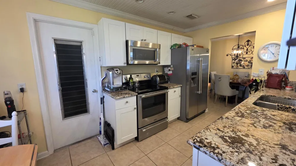 1707 SW 19TH COURT Boynton Beach, FL 33426
