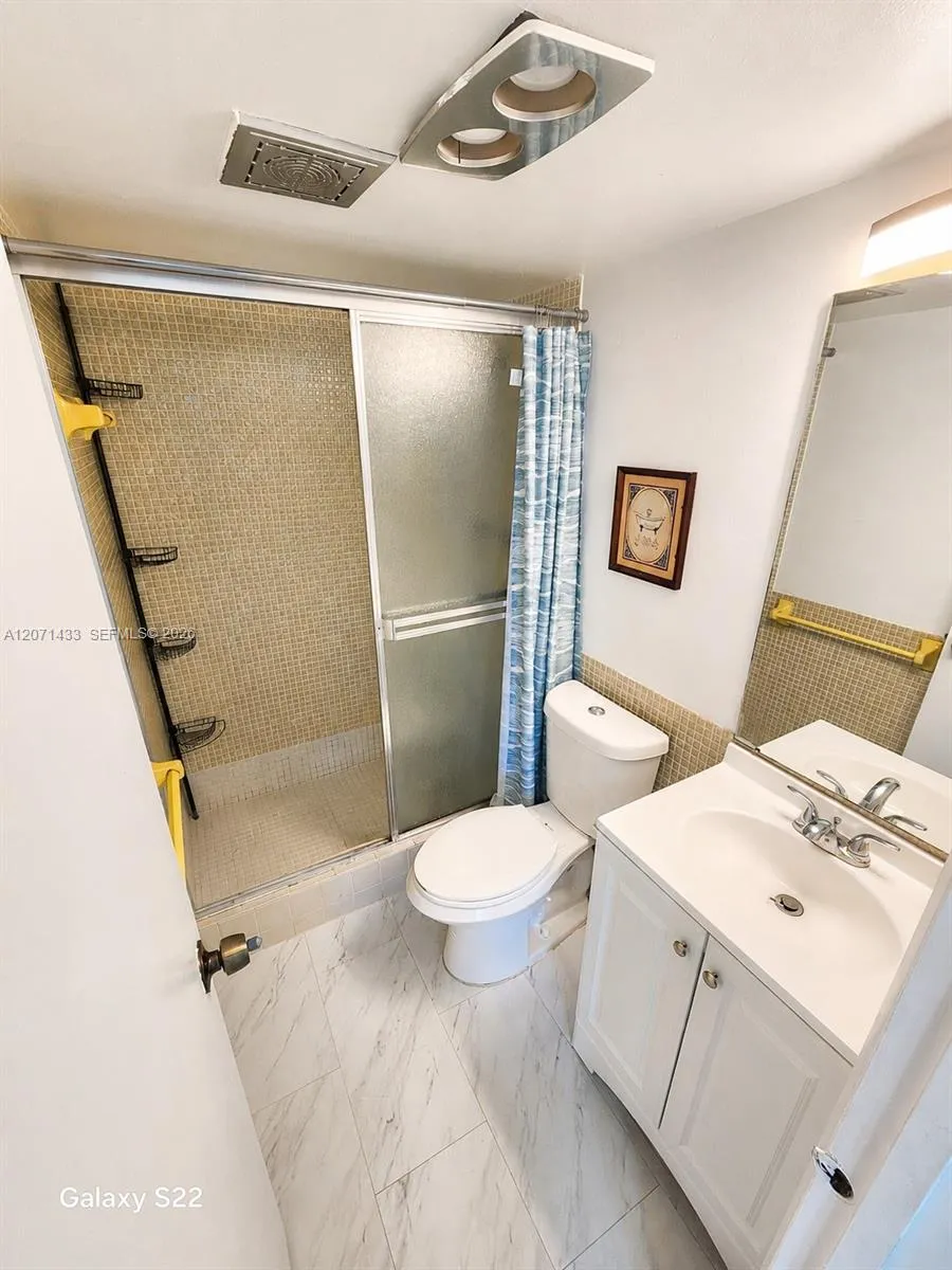 4881 NW 22nd St #B15 Lauderhill, FL 33313
