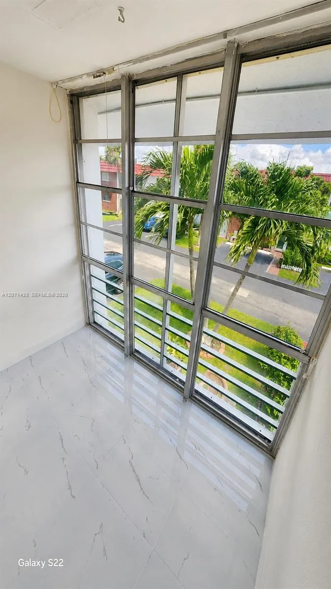 4881 NW 22nd St #B15 Lauderhill, FL 33313
